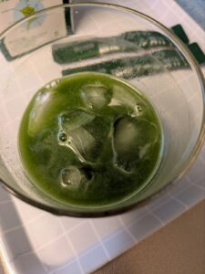 ケール青汁氷入り