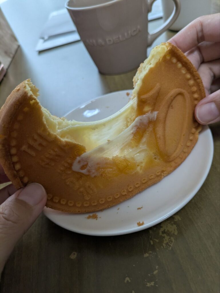 チーズが伸びる10ウォンパン