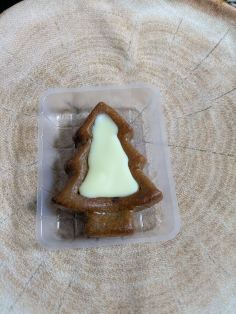 カヌレ・ド・ノエルの中身